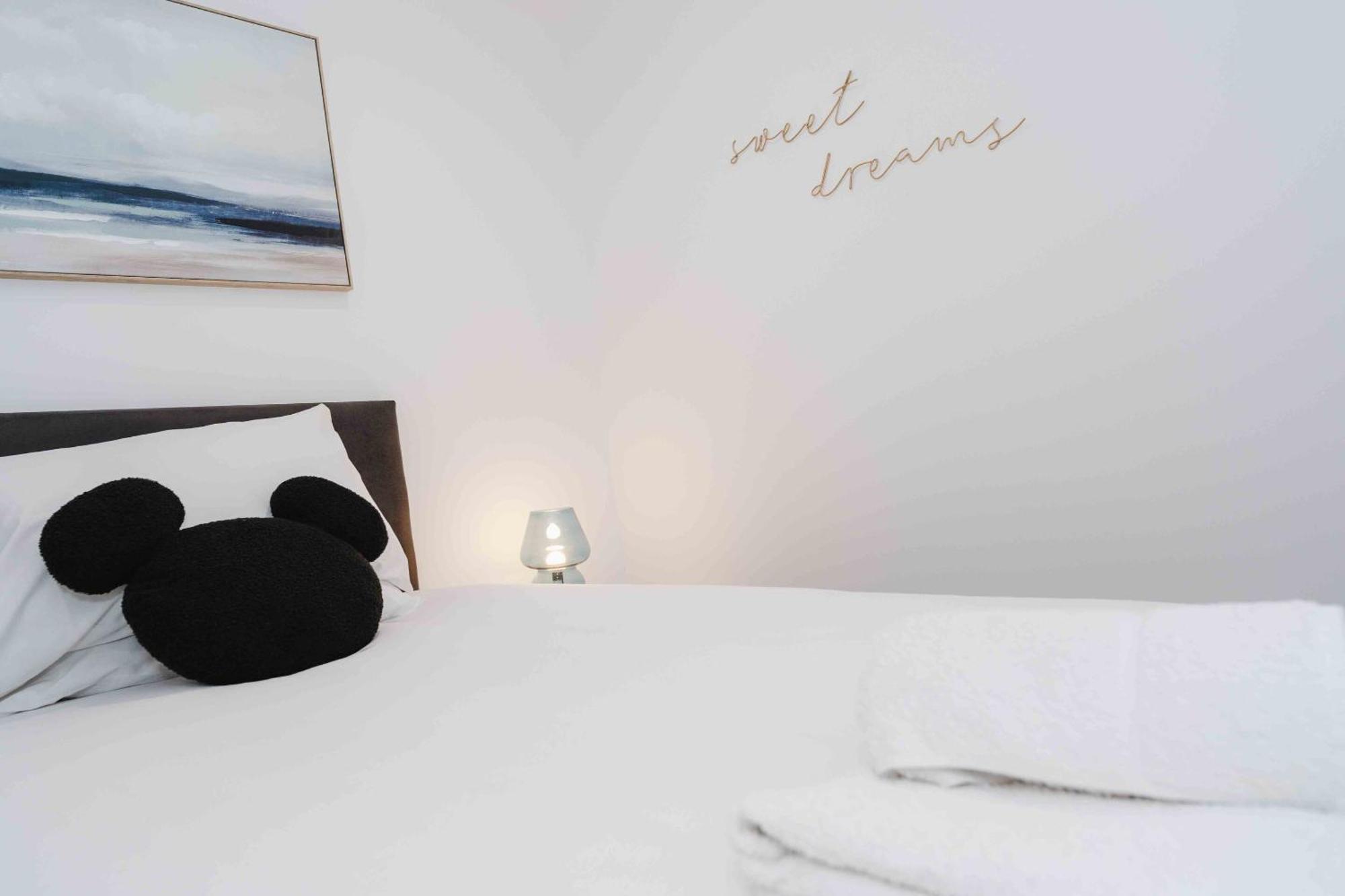 Stunning Luxury Stay By Vichy Kingston upon Hull Bagian luar foto