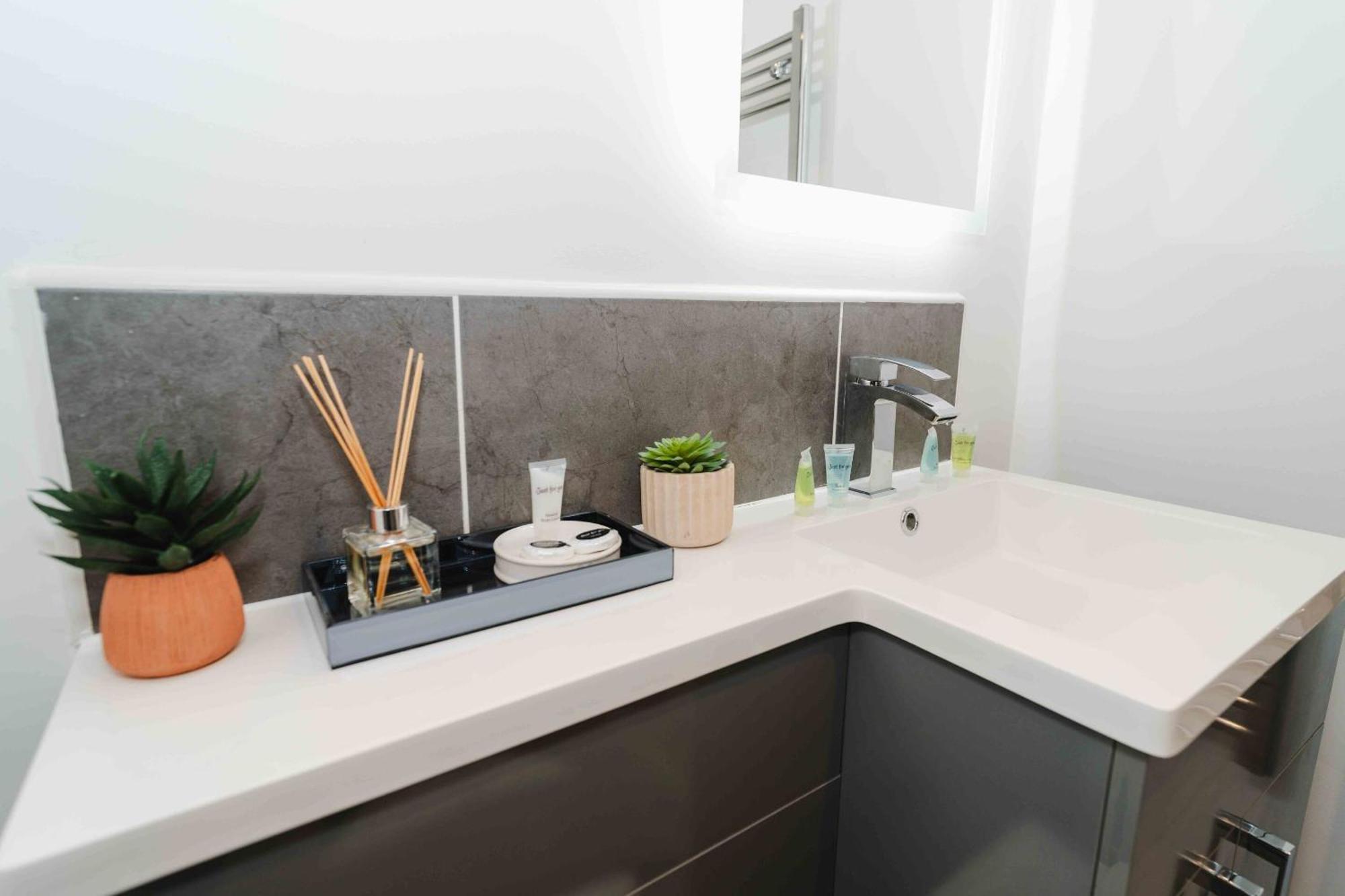 Stunning Luxury Stay By Vichy Kingston upon Hull Bagian luar foto